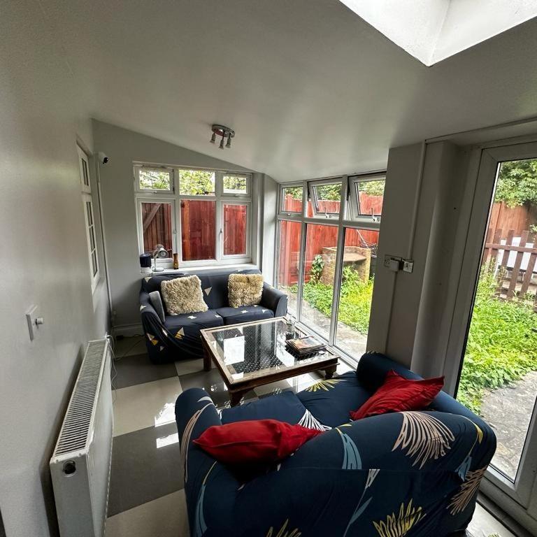Aparthotel London comfy doubles Exterior foto