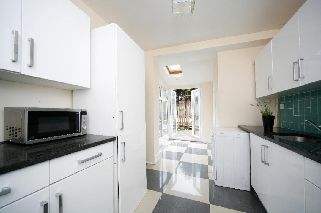 Aparthotel London comfy doubles Exterior foto
